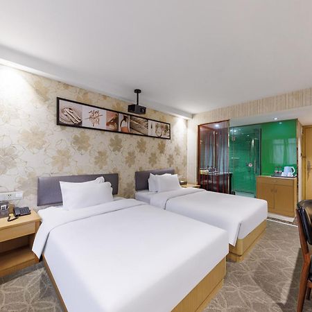 Fuhao Hotel Guangzhou Exterior photo